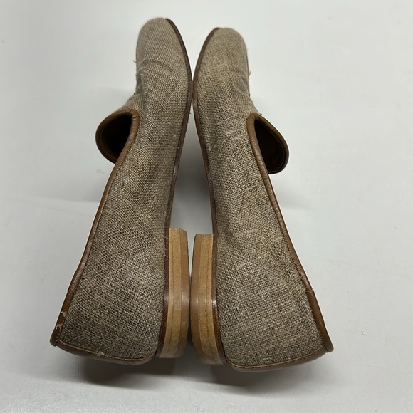 Erica Wilson Needlepoint Shoes Slip On Loafers Shoe Palm Tree Tan Green Size 8 - Picture 6 of 11